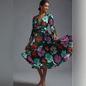 NWT Maeve by Anthropologie Pleated V-Neck Floral Green Open Back Midi Dress Sz 6